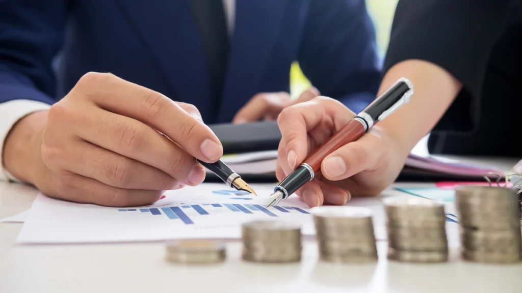 x3 Post Left: Financial Internship in Williston | Earn While You Learn